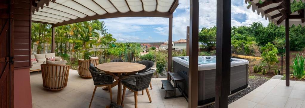 La Suite Villa Ле-Труаз-Иле Экстерьер фото
